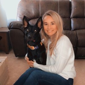 Meet your Posher, Alicia